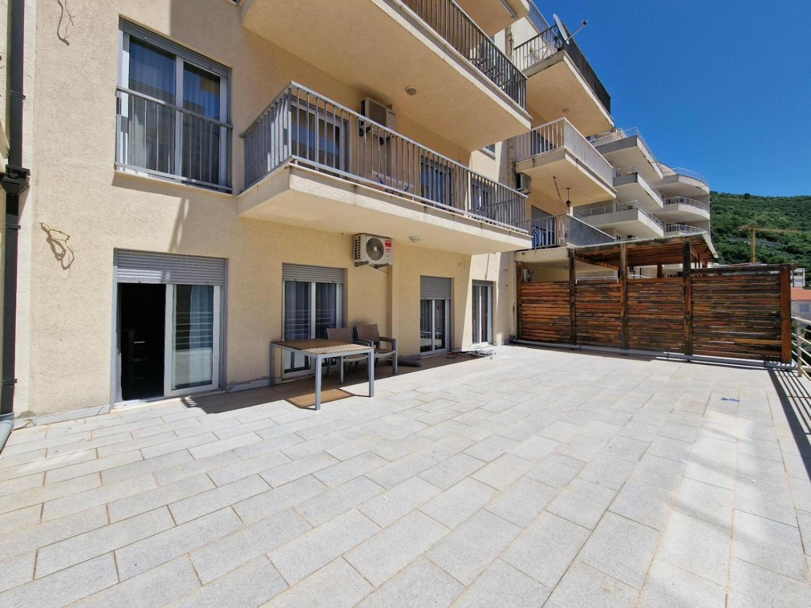 Ata Apartmani. Petrovac Zewnętrze zdjęcie
